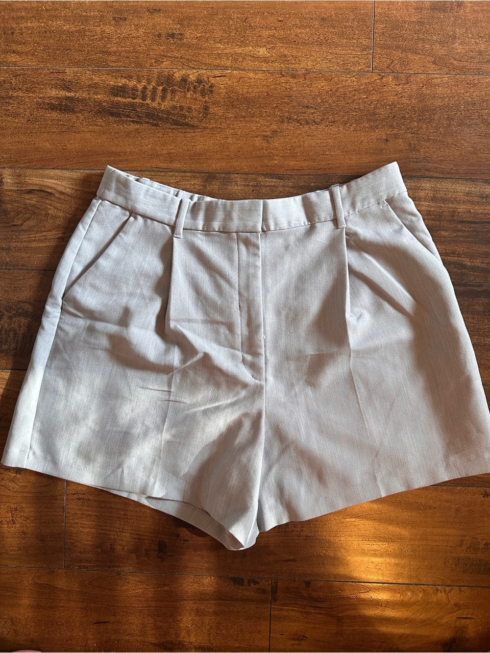 Abercrombie & Fitch High Waist Light Beige Shorts
